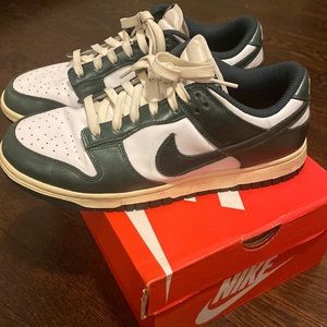 W Nike Dunk Low